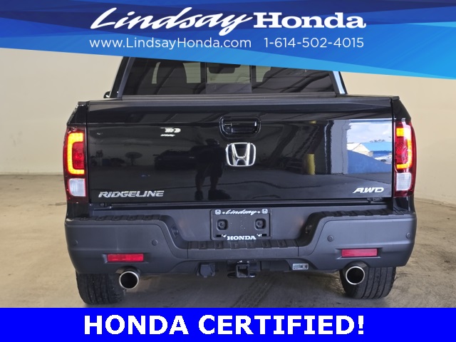 2022 Honda Ridgeline Black Edition photo 6