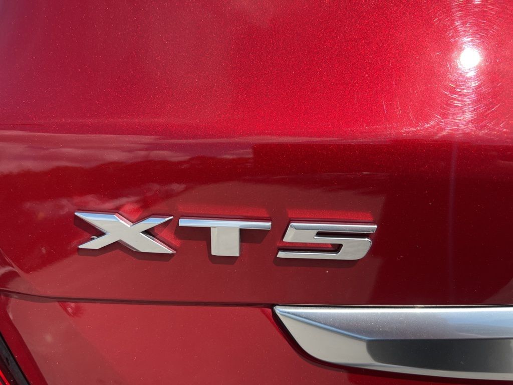 2022 Cadillac XT5 Luxury photo 39