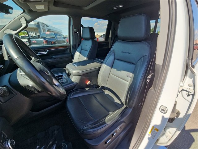 2024 Gmc Sierra 3500 HD Denali photo 2