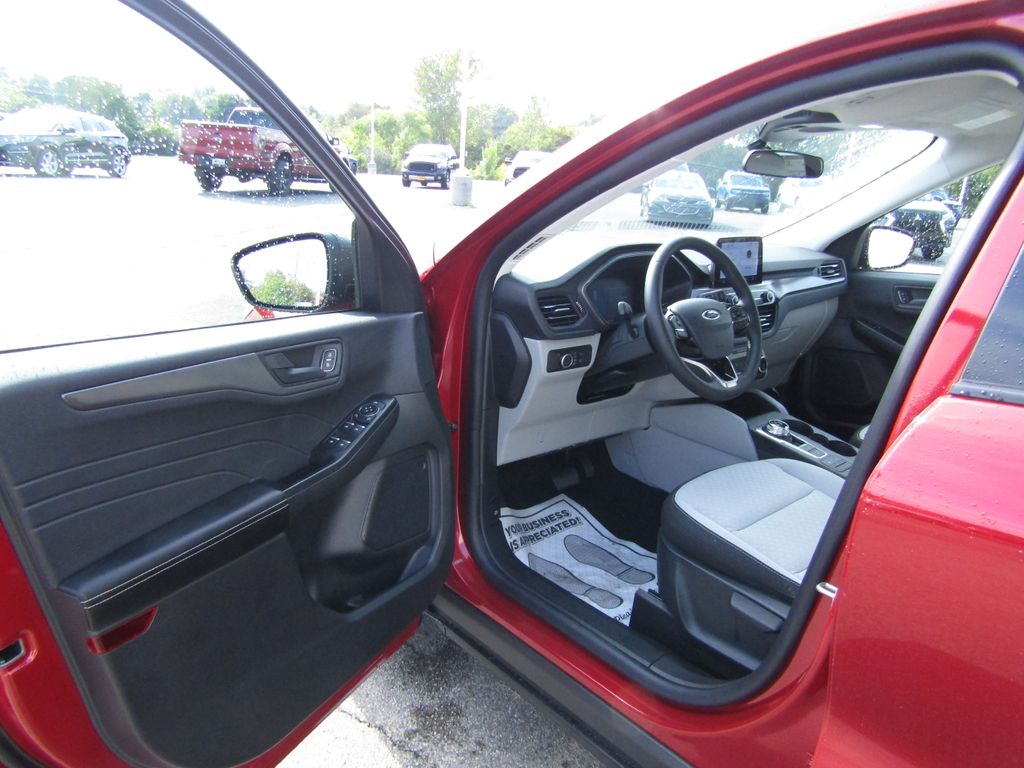 2025 Ford Escape Active photo 10