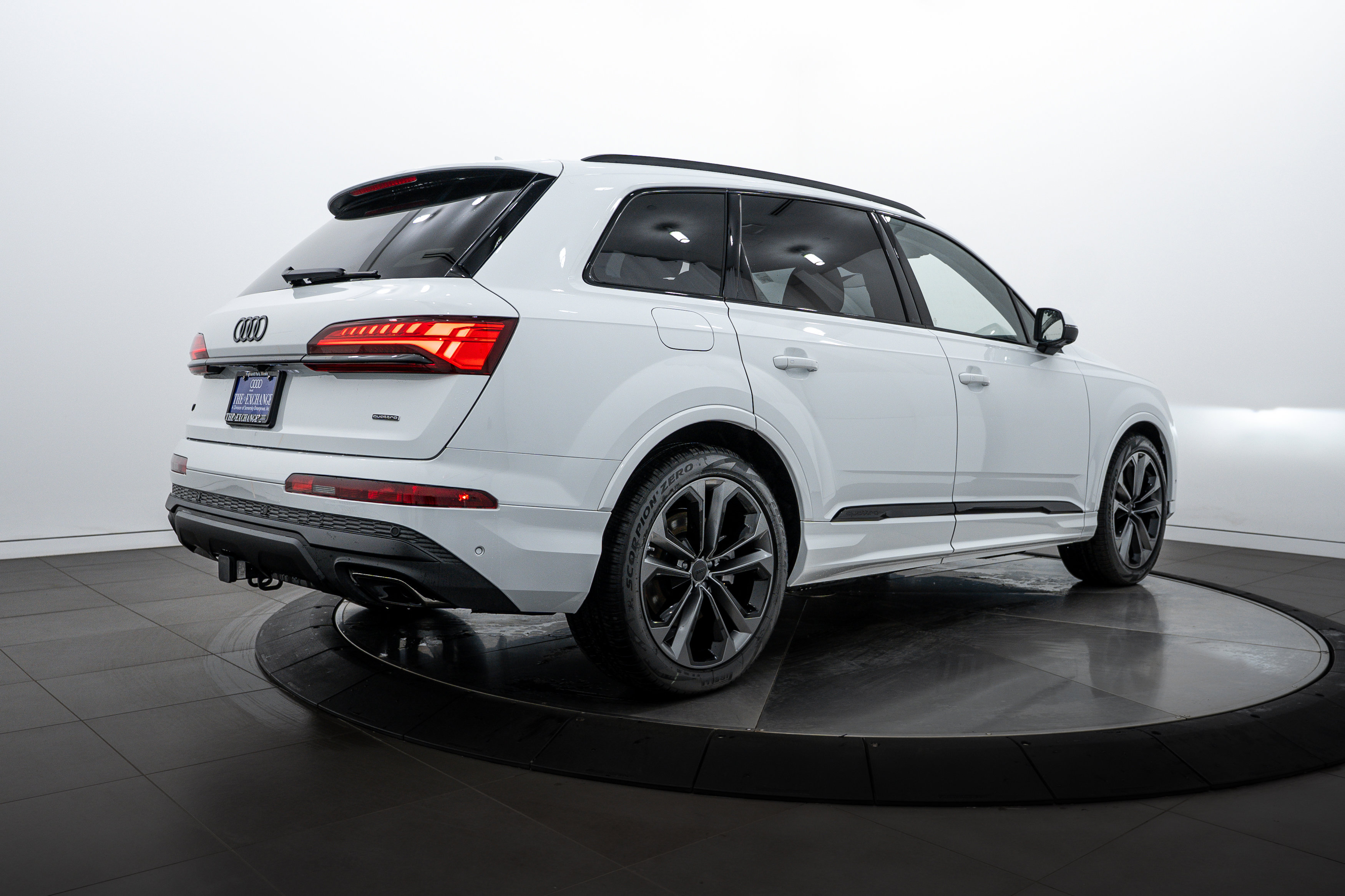 2026 Audi Q7 Premium Plus photo 4