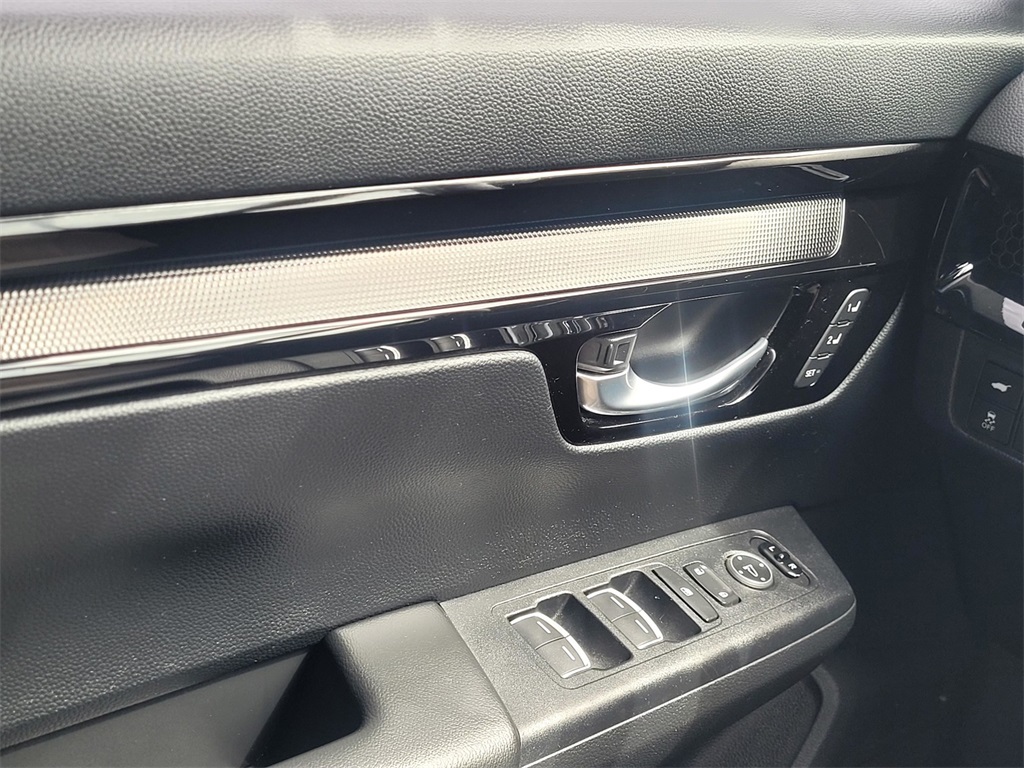 2024 Honda CR-V Hybrid Sport Touring photo 28