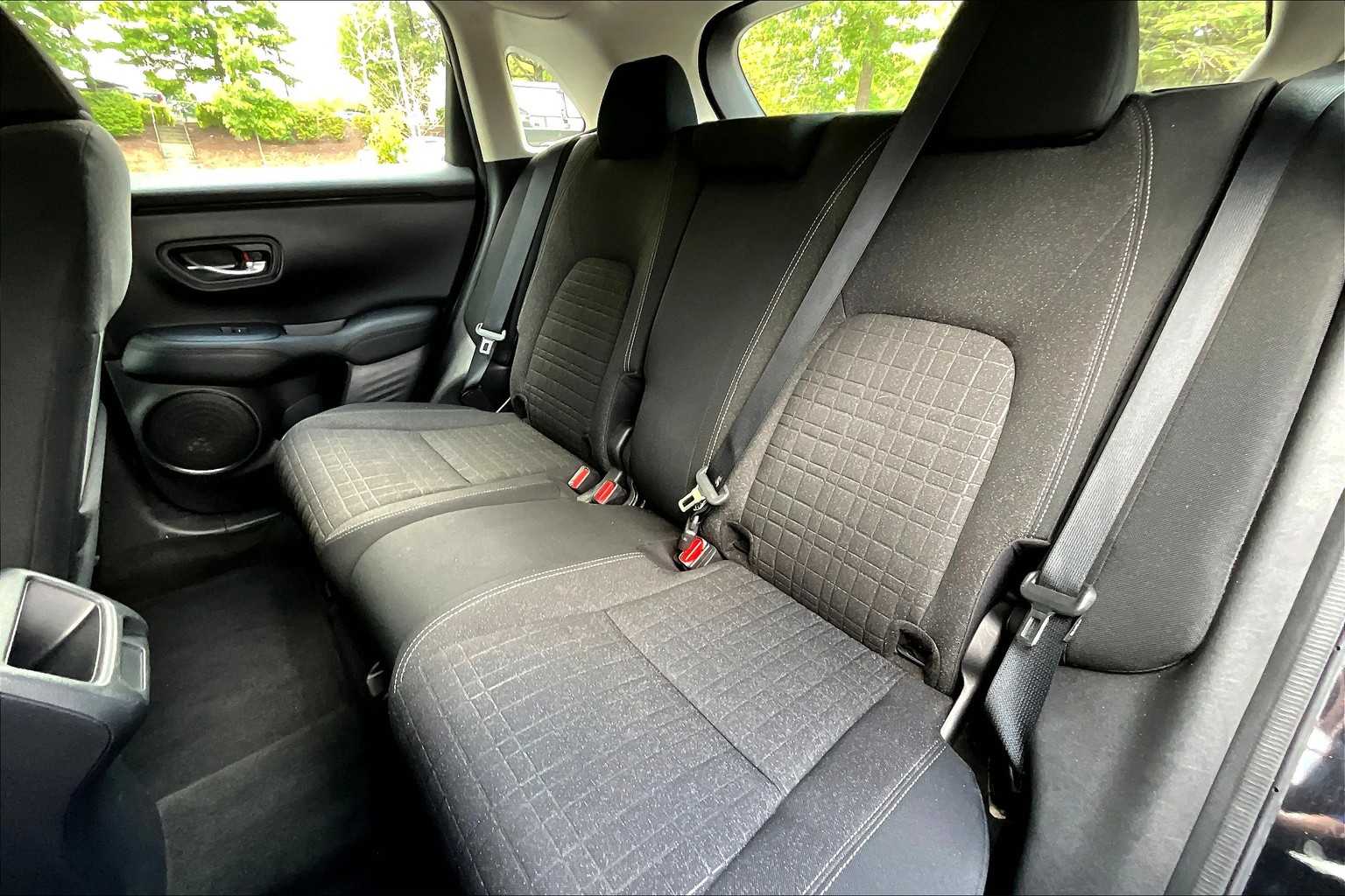 2023 Honda HR-V LX photo 19