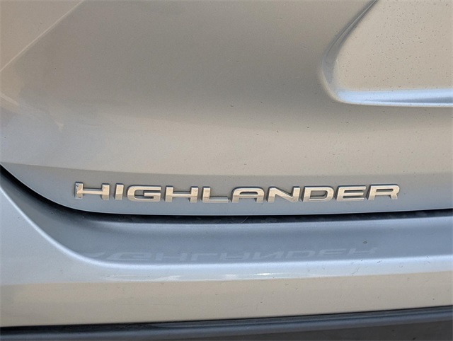 2021 Toyota Highlander XSE photo 2