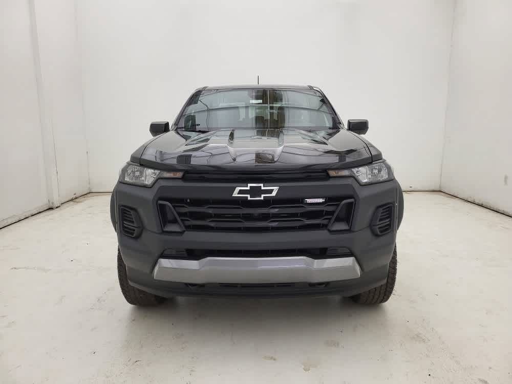 2026 Chevrolet Colorado Trail Boss photo 16
