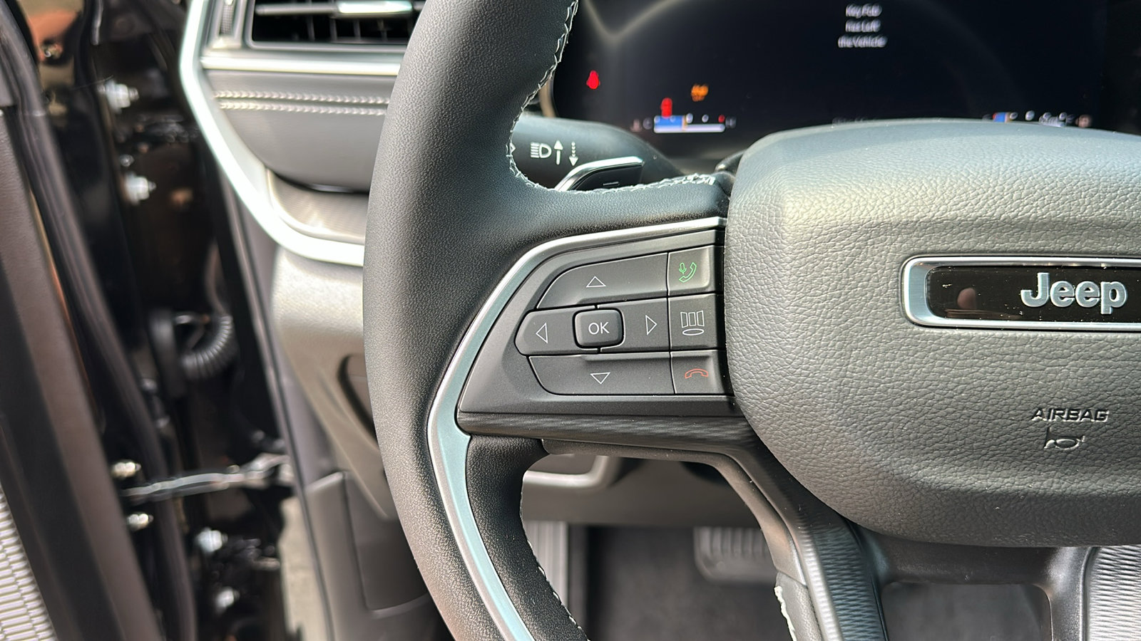 2025 Jeep Grand Cherokee Altitude X photo 8