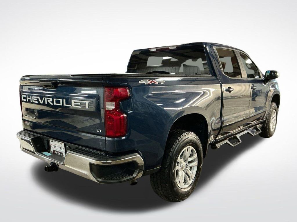 2020 Chevrolet Silverado 1500 LT photo 4