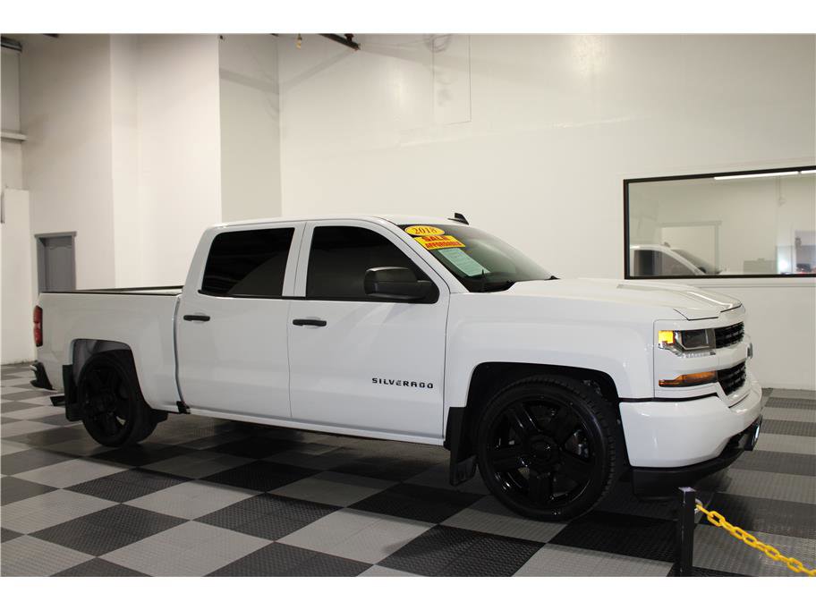 2018 Chevrolet Silverado 1500 Custom