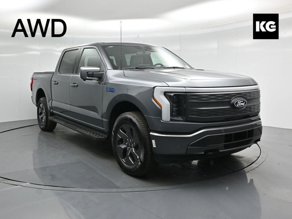 2025 Ford F-150 Lightning Lariat's photo