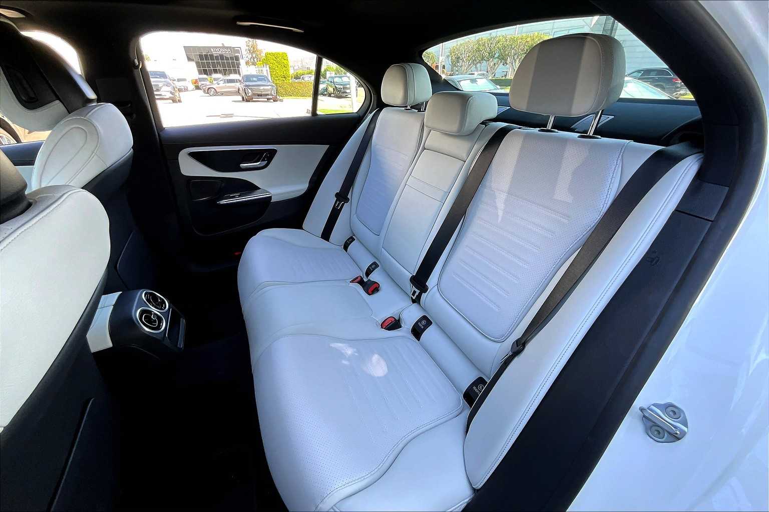 2023 Mercedes Benz C 300 photo 20