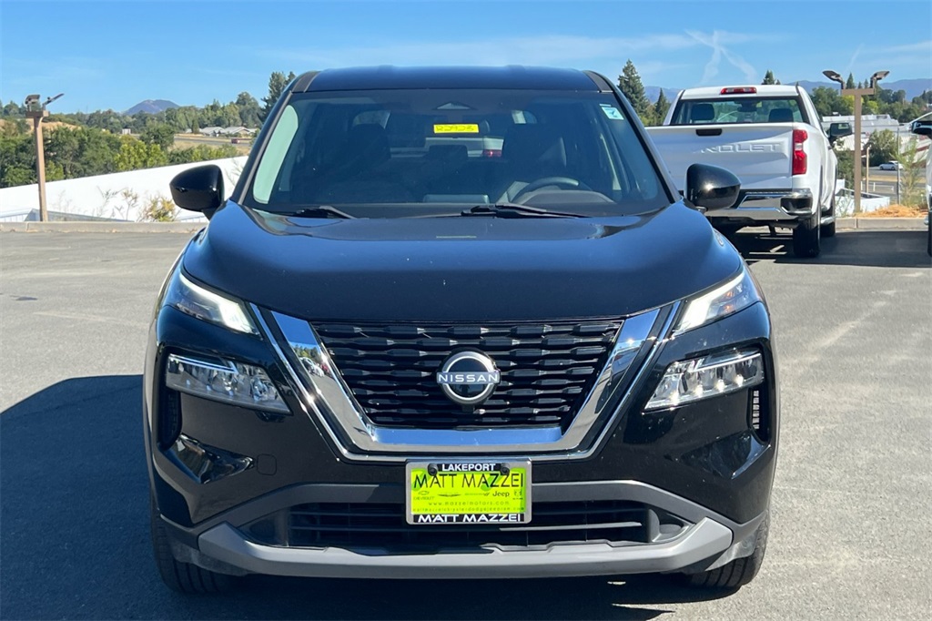2023 Nissan Rogue SV photo 3