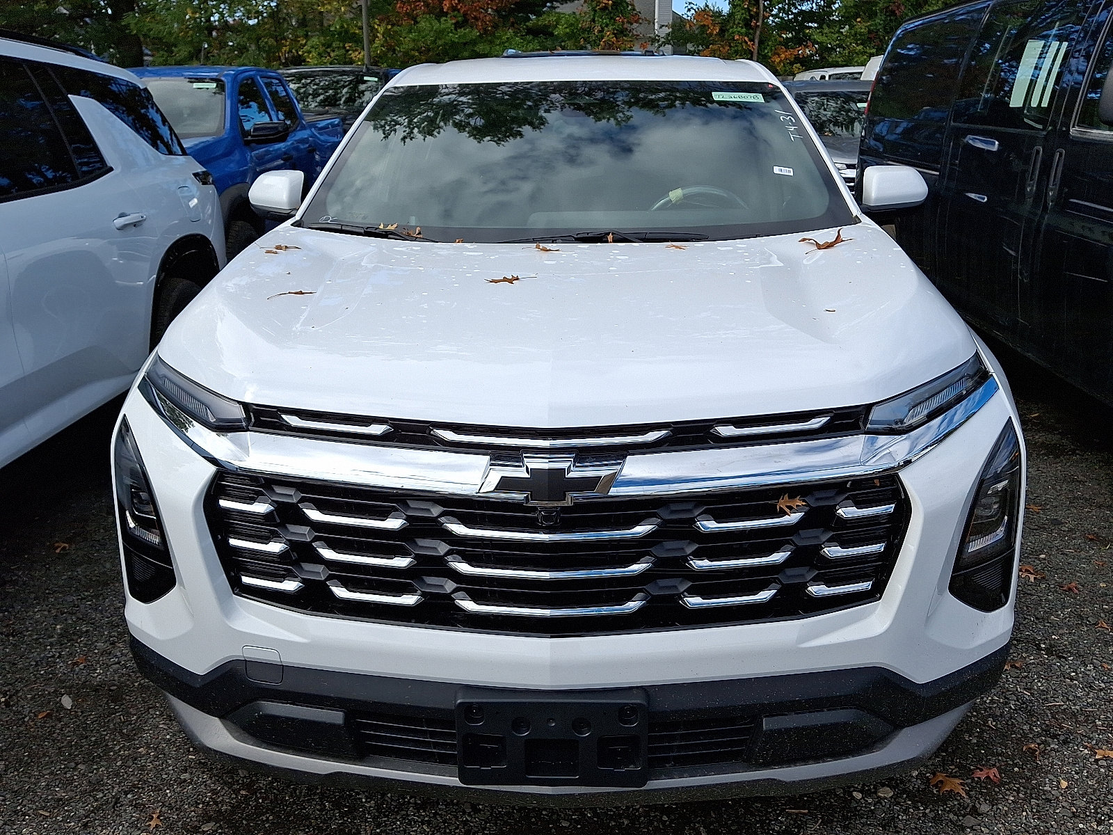2026 Chevrolet Equinox LT photo 2