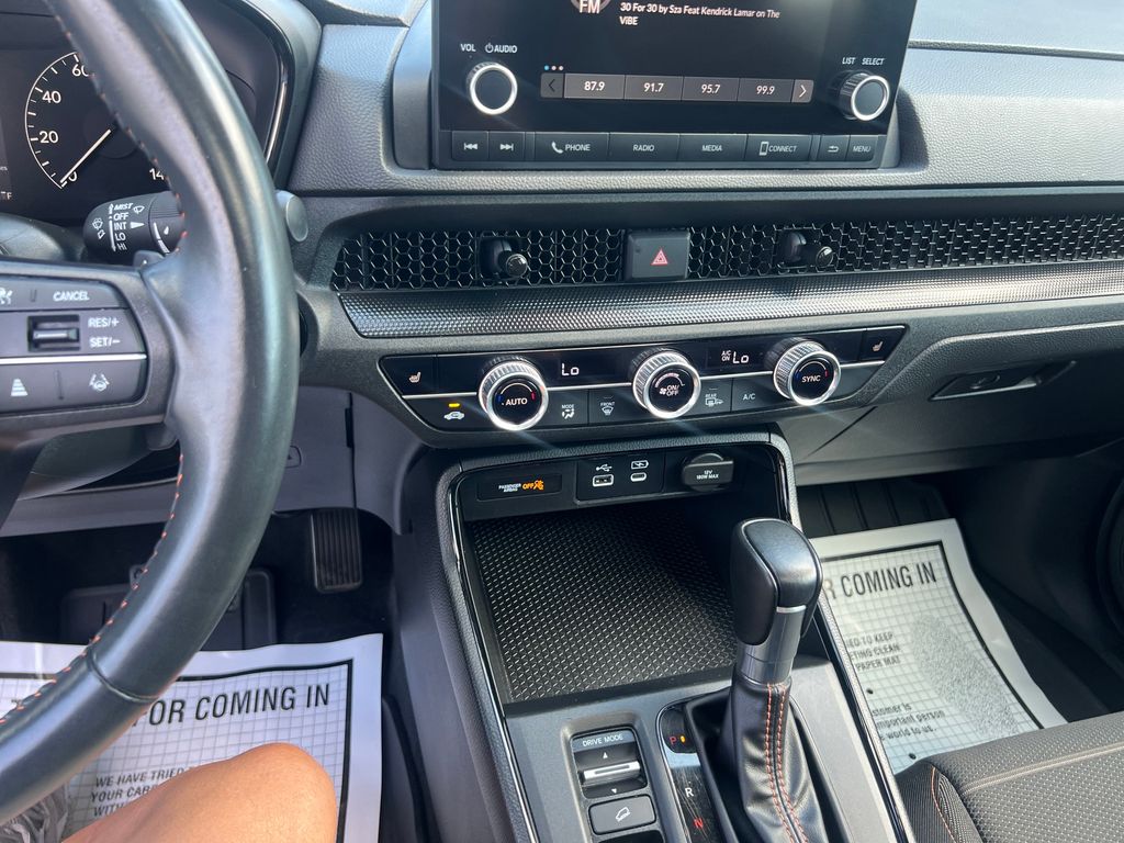 2023 Honda CR-V Hybrid Sport photo 17