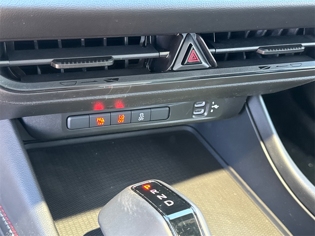 2025 Dodge Charger R/T photo 27