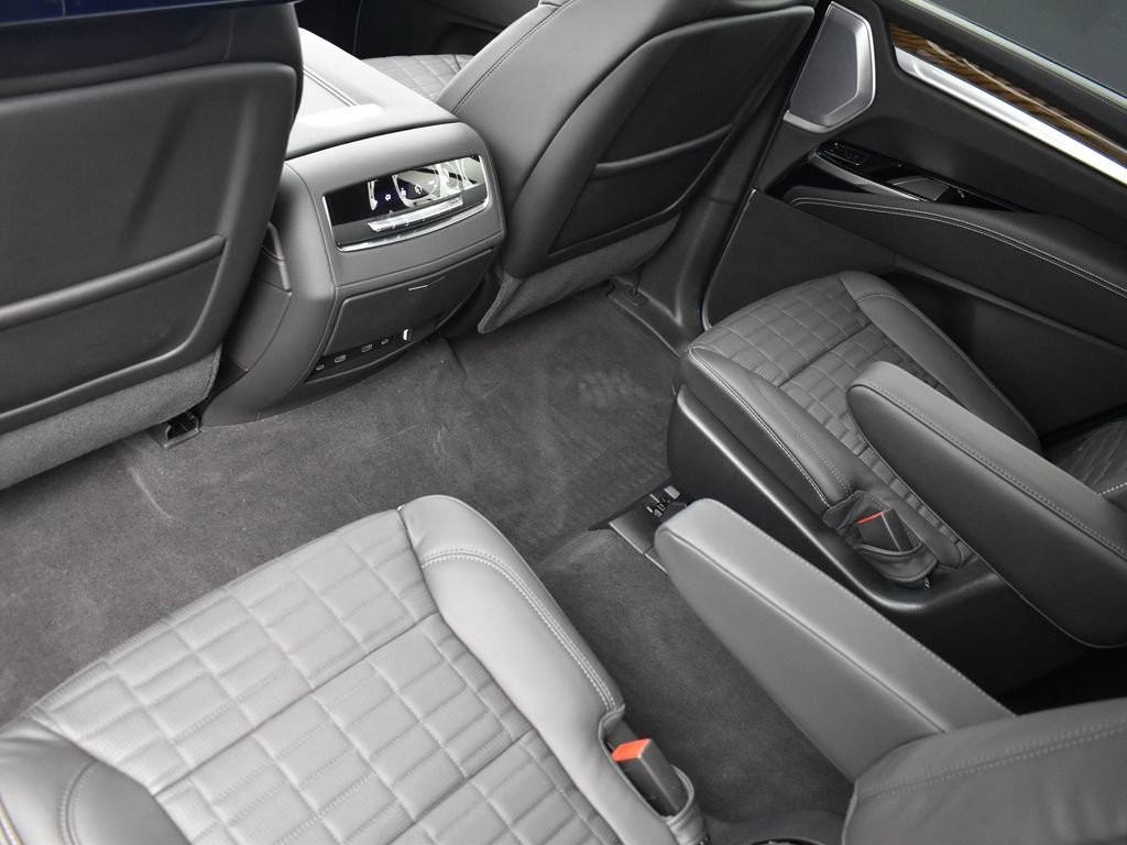 2025 Cadillac Escalade Sport Platinum photo 29
