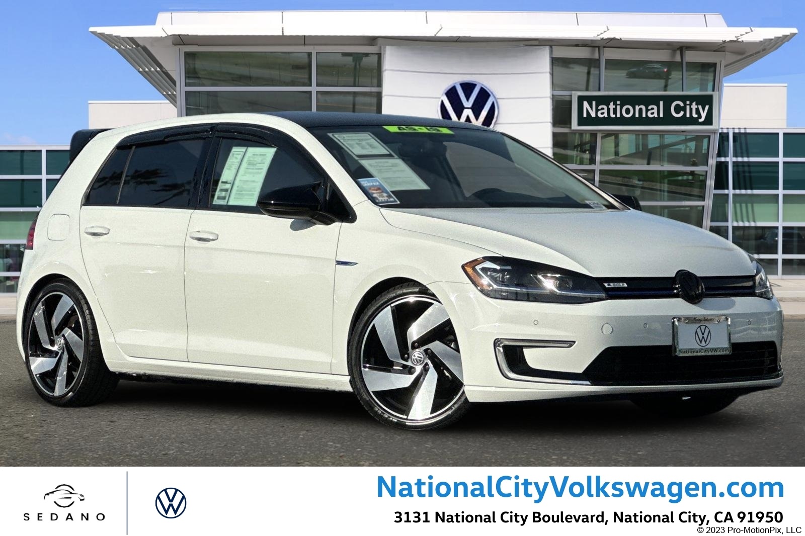 2017 Volkswagen e-Golf e-Golf SEL Premium