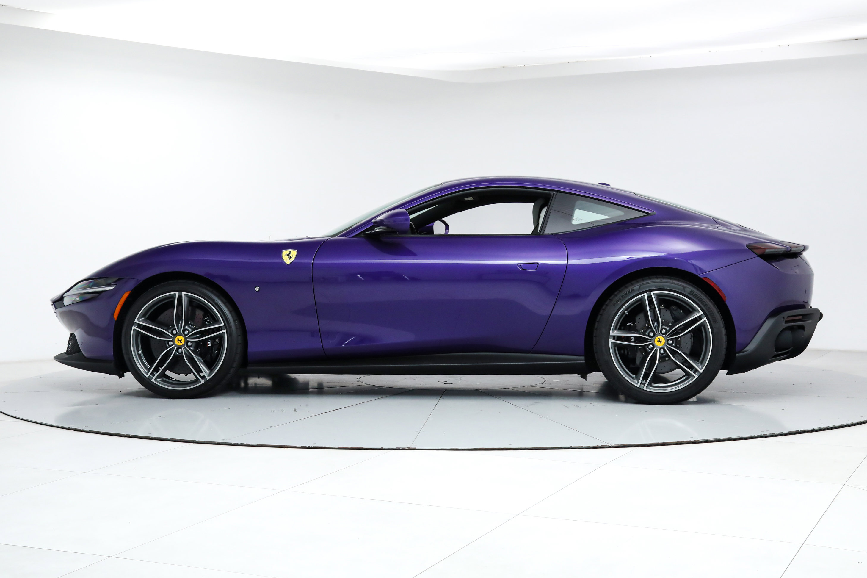 2024 Ferrari Roma photo 4