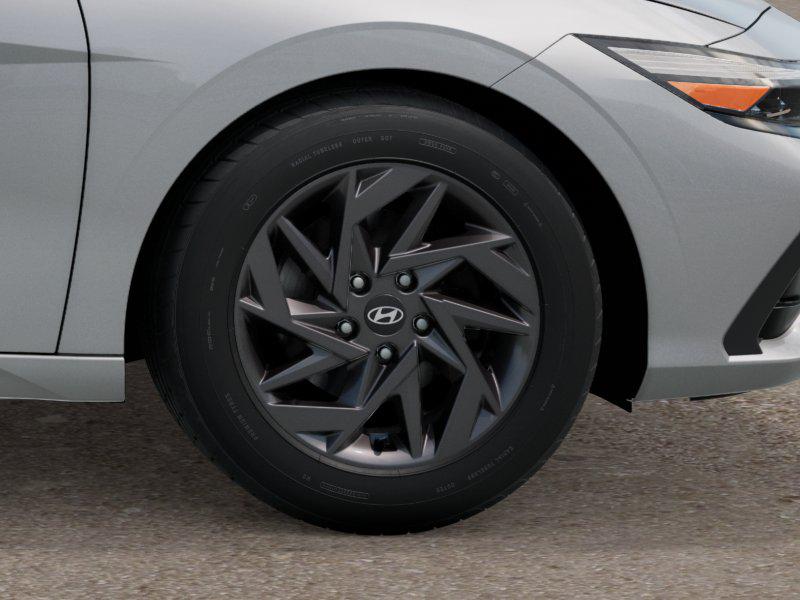 New 2025 Gray Hyundai Blue image 8
