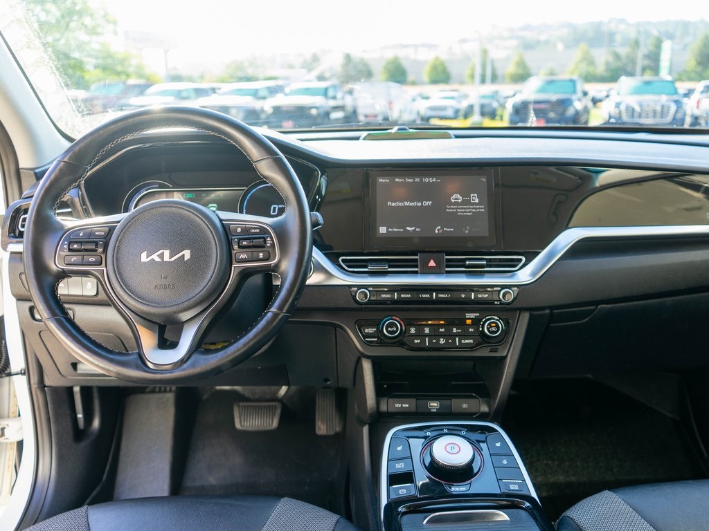 2022 Kia Niro EV EX photo 12