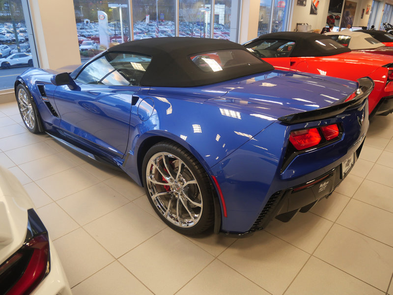 2019 Chevrolet Corvette Grand Sport 2LT photo 3