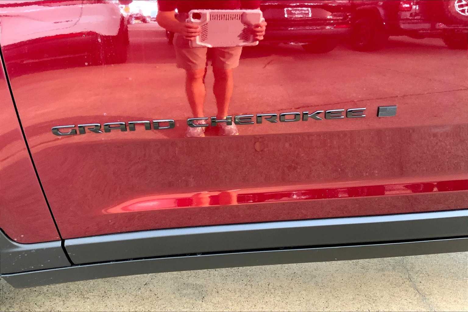 2025 Jeep Grand Cherokee Altitude X photo 15