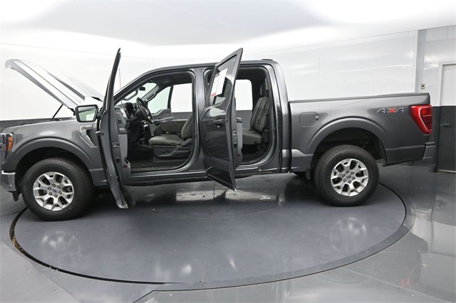 2023 Ford F-150 XLT photo 40
