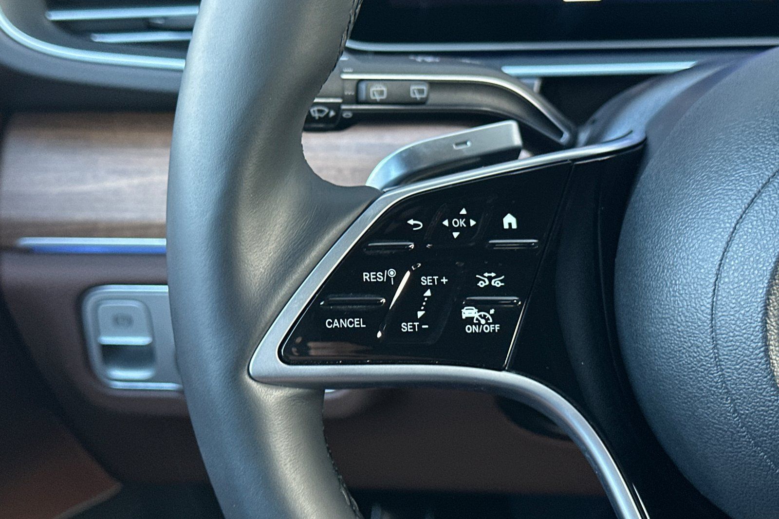 2024 Mercedes Benz GLE 450 4MATIC photo 22