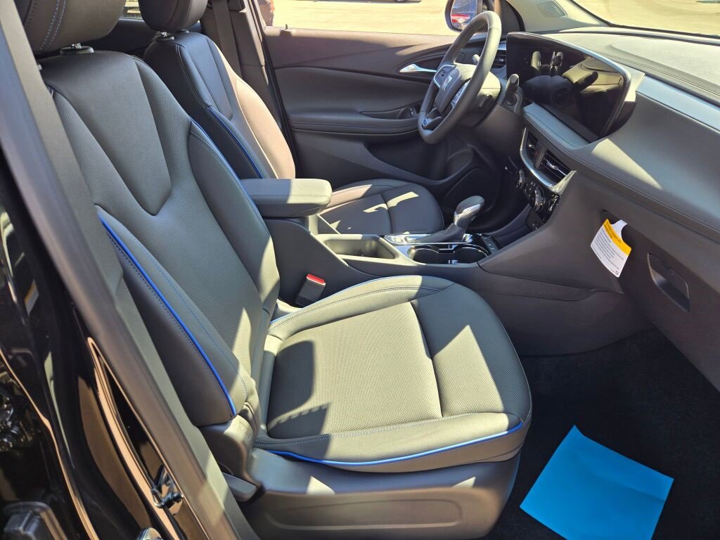 2026 Buick Encore GX Sport Touring photo 4
