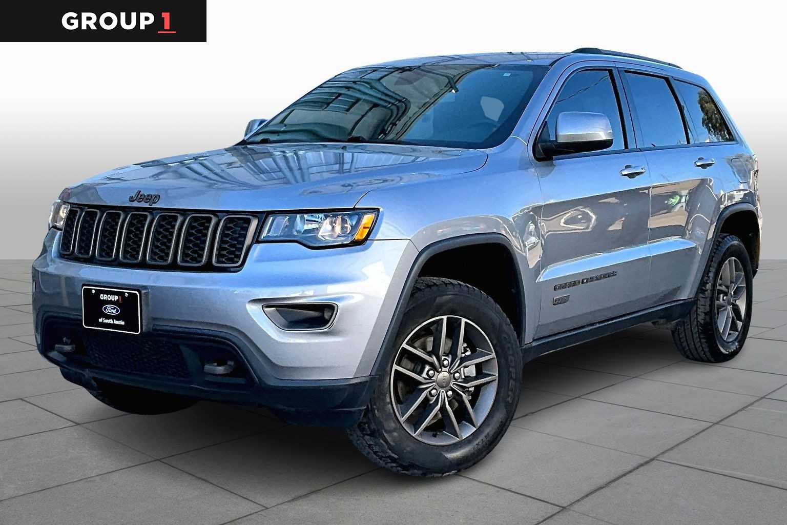 2016 Jeep Grand Cherokee Laredo's photo