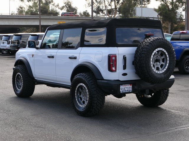 2024 Ford Bronco Badlands photo 5