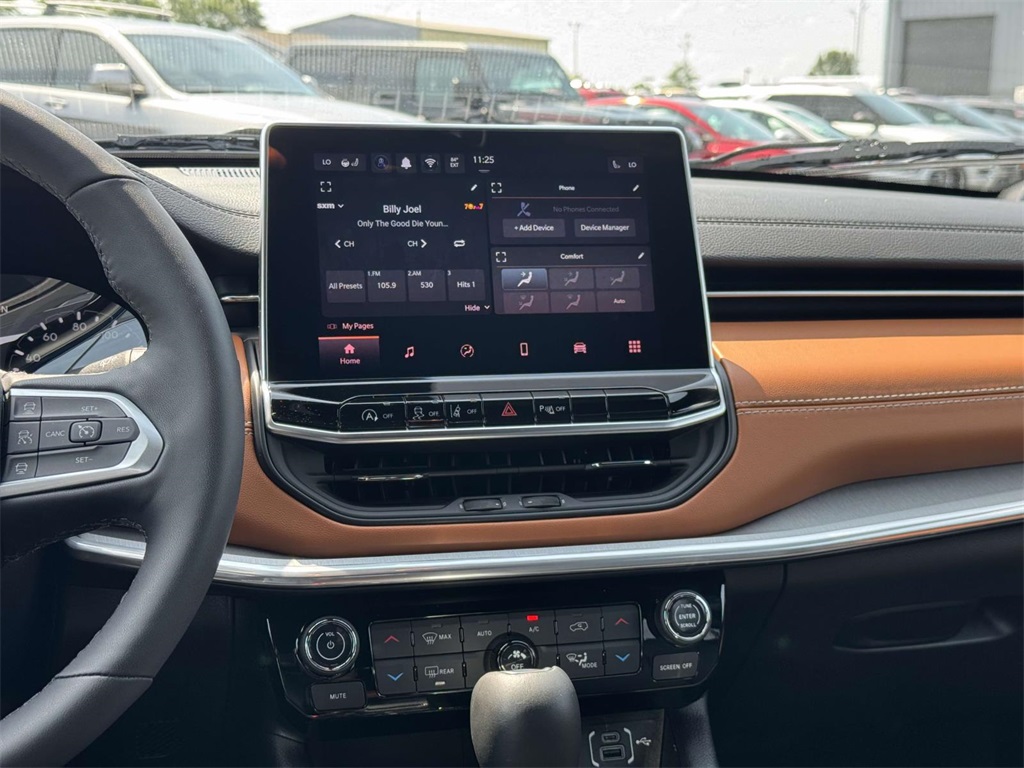 2024 Jeep Compass Limited photo 15