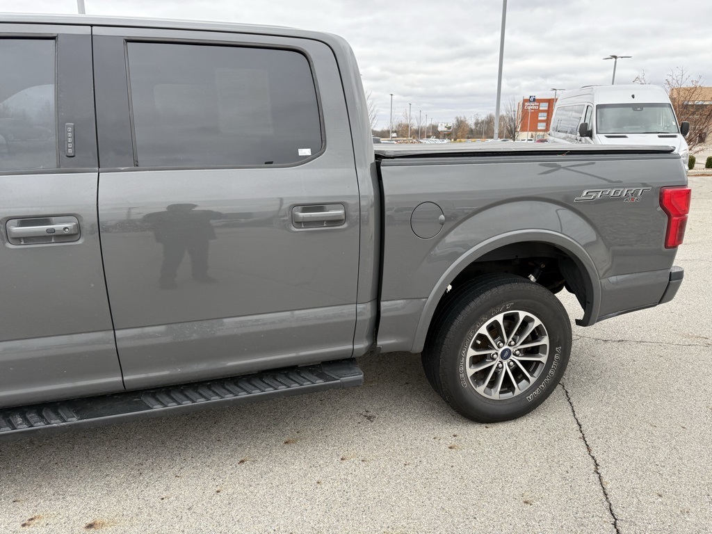 2020 Ford F-150 Lariat photo 2