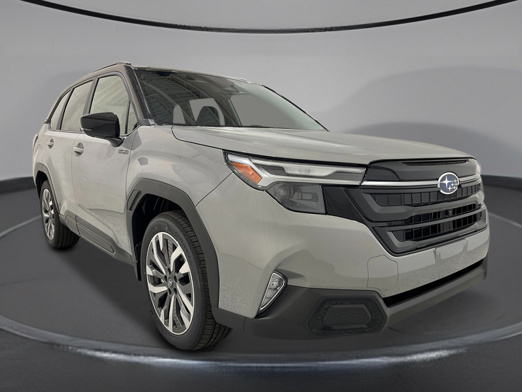 2025 Subaru Forester Touring photo 6