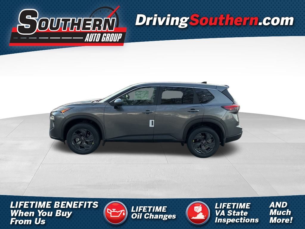 2026 Nissan Rogue SV's photo
