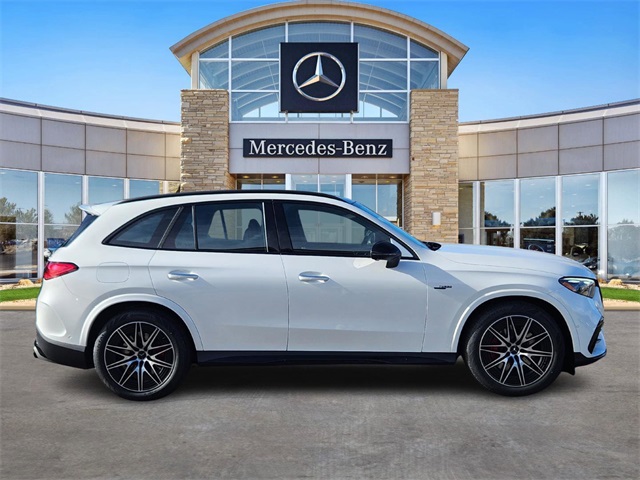 2026 Mercedes Benz GL 43 AMG 4MATIC photo 4