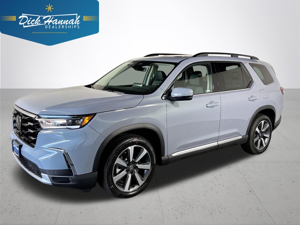 2025 Honda Pilot Touring's photo