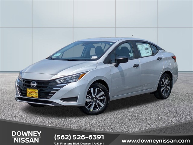 2025 Nissan Versa Sedan S's photo