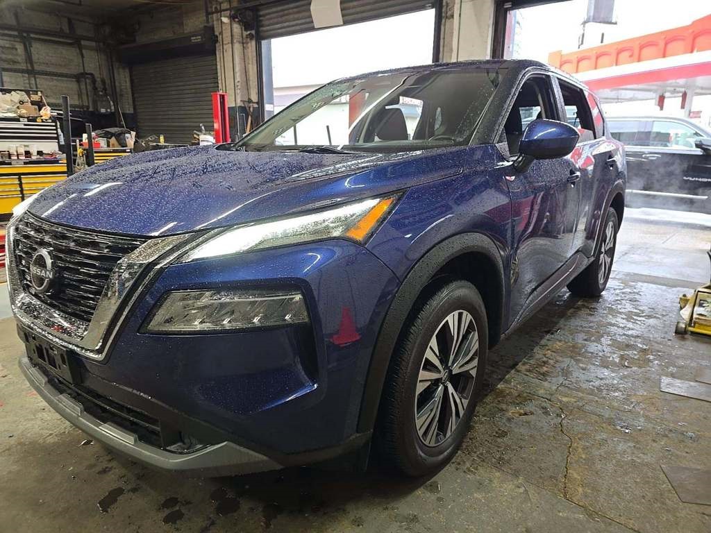 2023 Nissan Rogue SV's photo