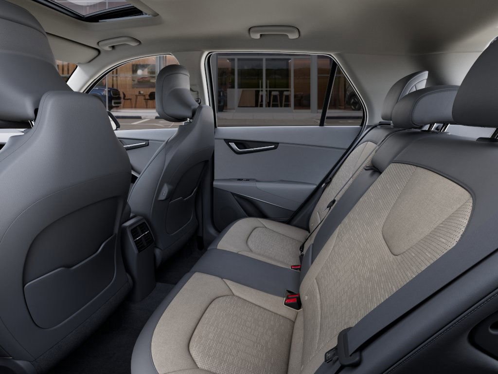 2025 Kia Niro SX Touring photo 16