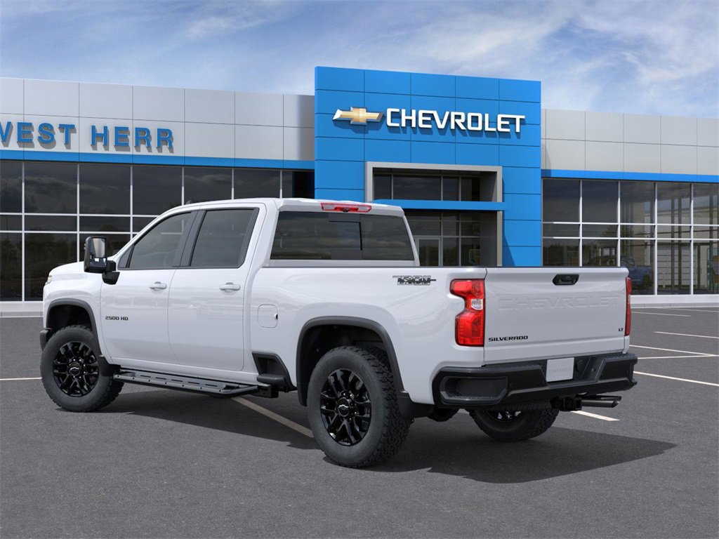 2025 Chevrolet Silverado 2500HD LT photo 3