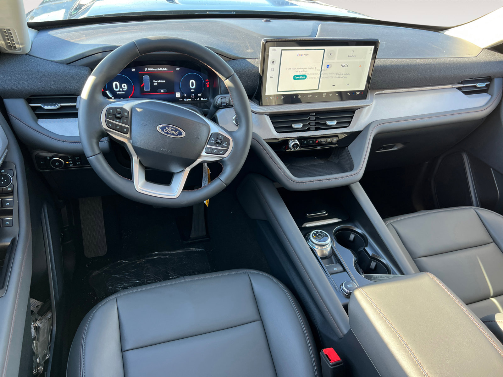 2025 Ford Explorer photo 15