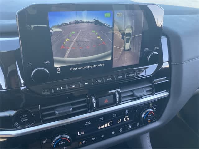 2025 Nissan Pathfinder SL photo 19