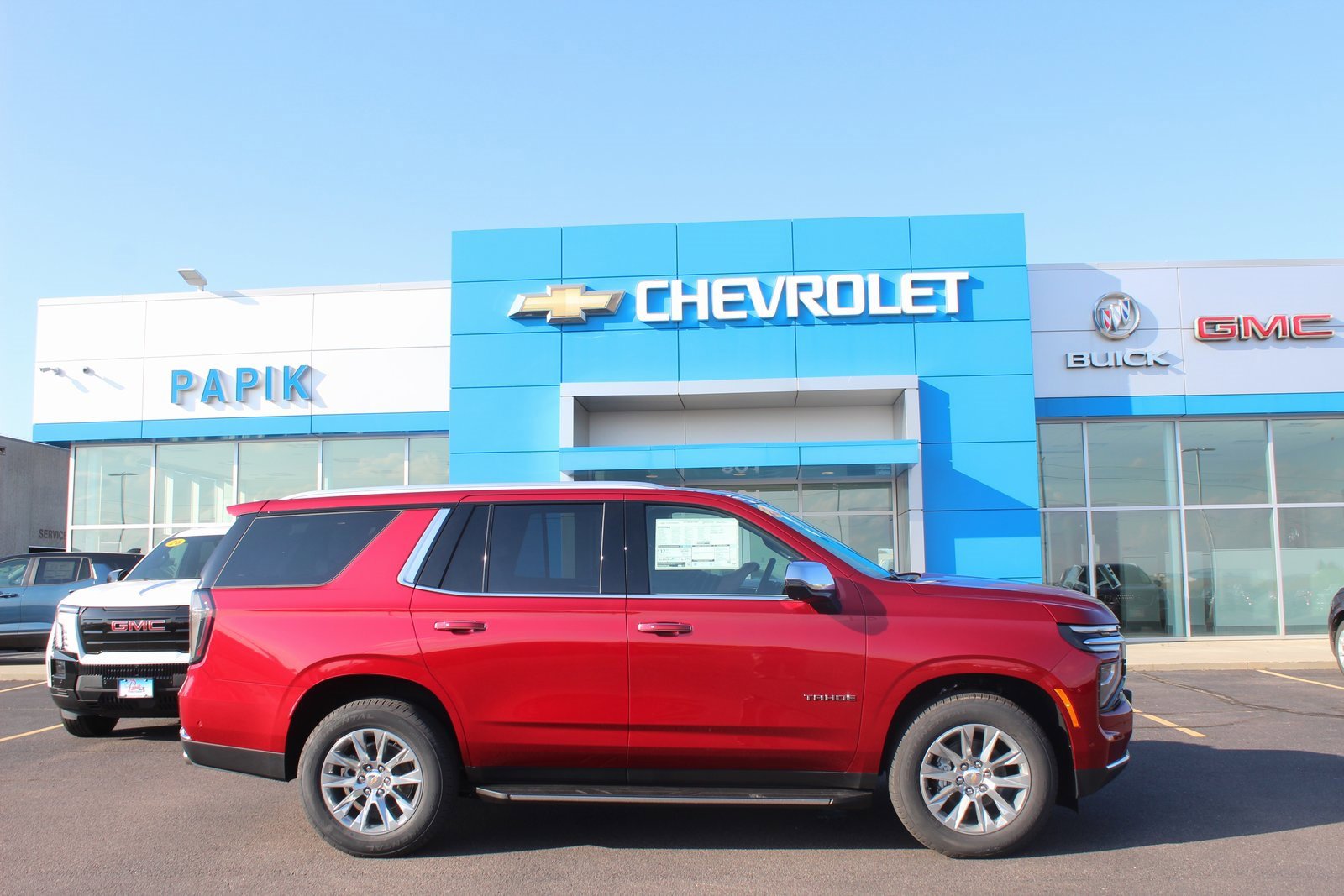 2026 Chevrolet Tahoe Premier's photo