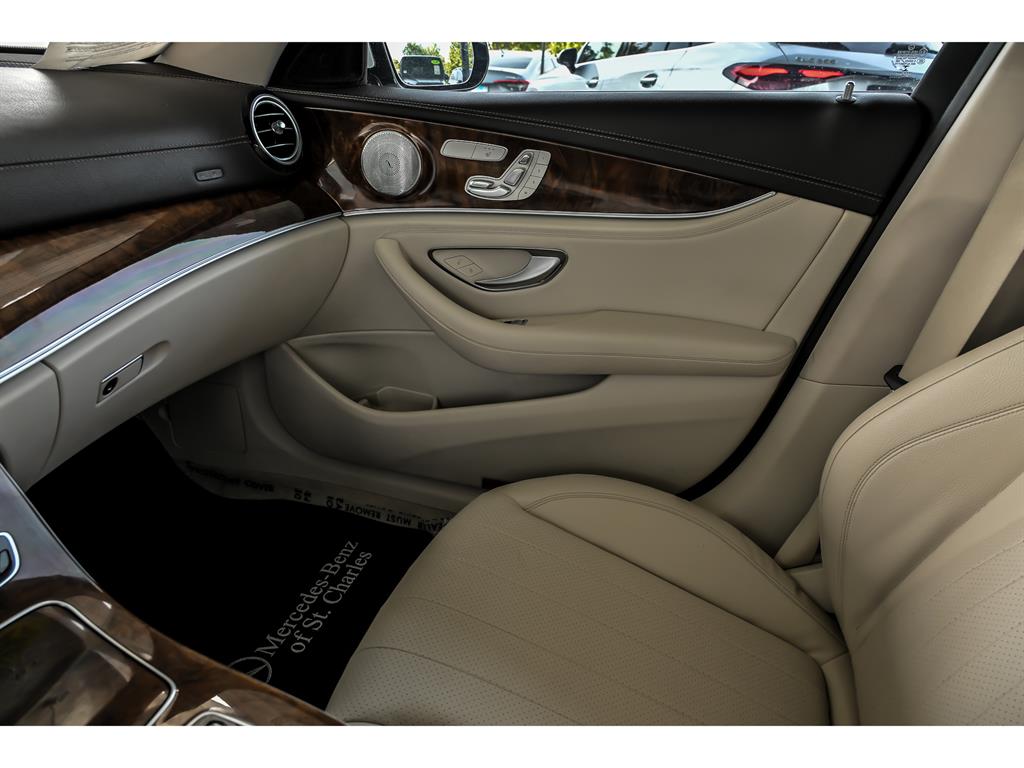 2019 Mercedes Benz E 450 4MATIC photo 17