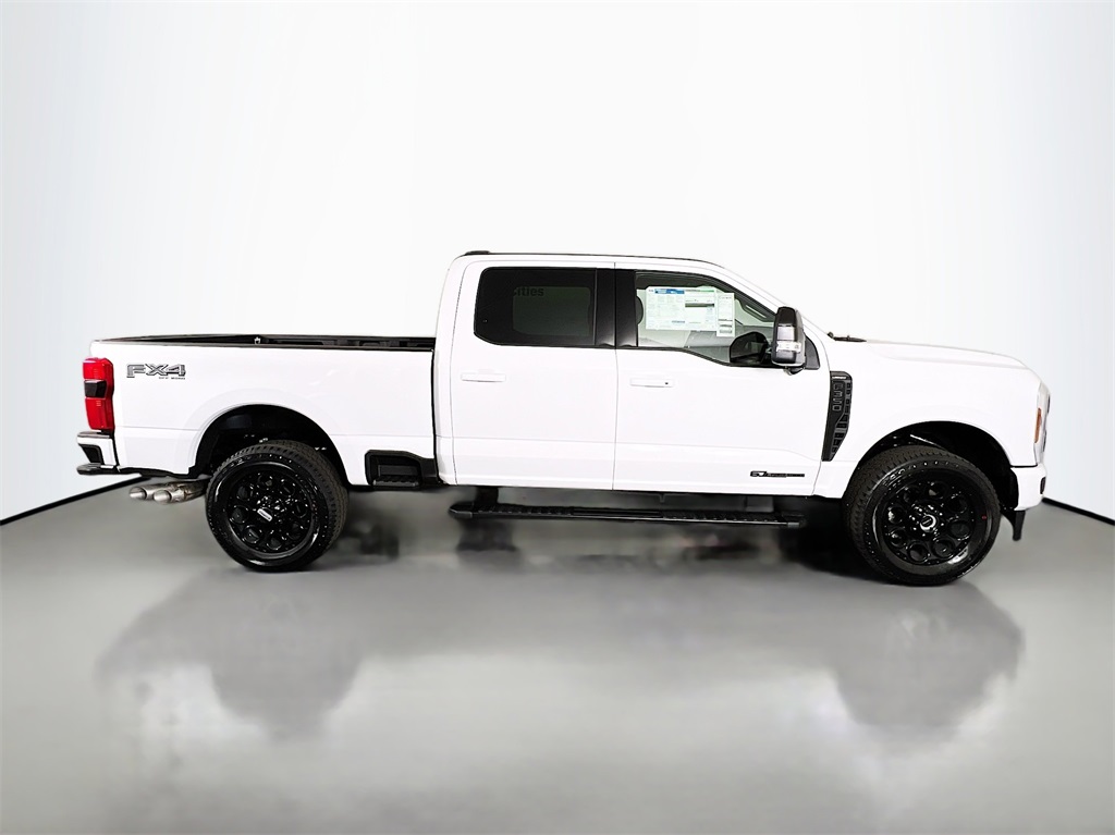 2025 Ford F-350 Lariat photo 18