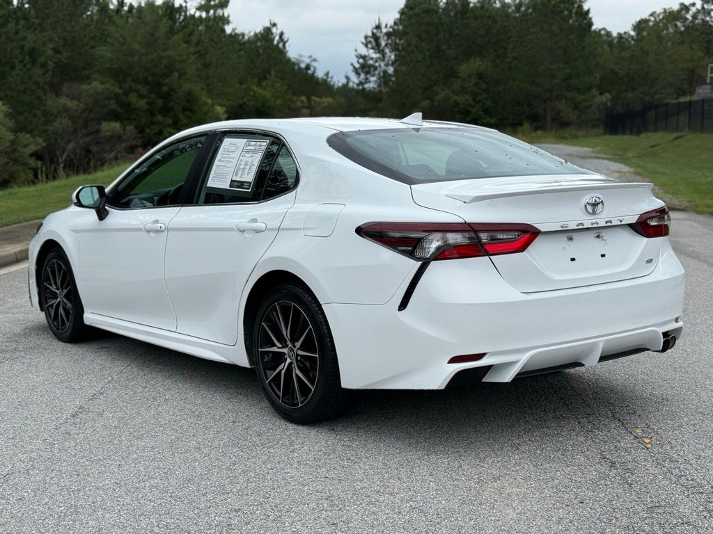 2024 Toyota Camry SE photo 5