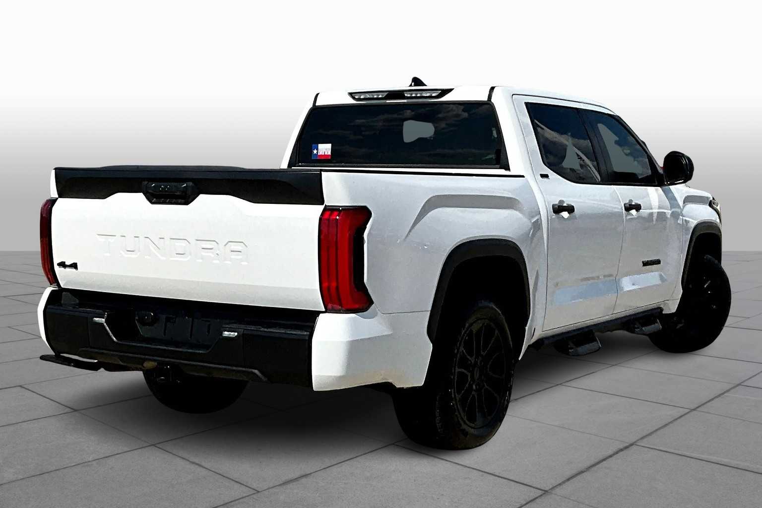 2024 Toyota Tundra SR5 photo 11