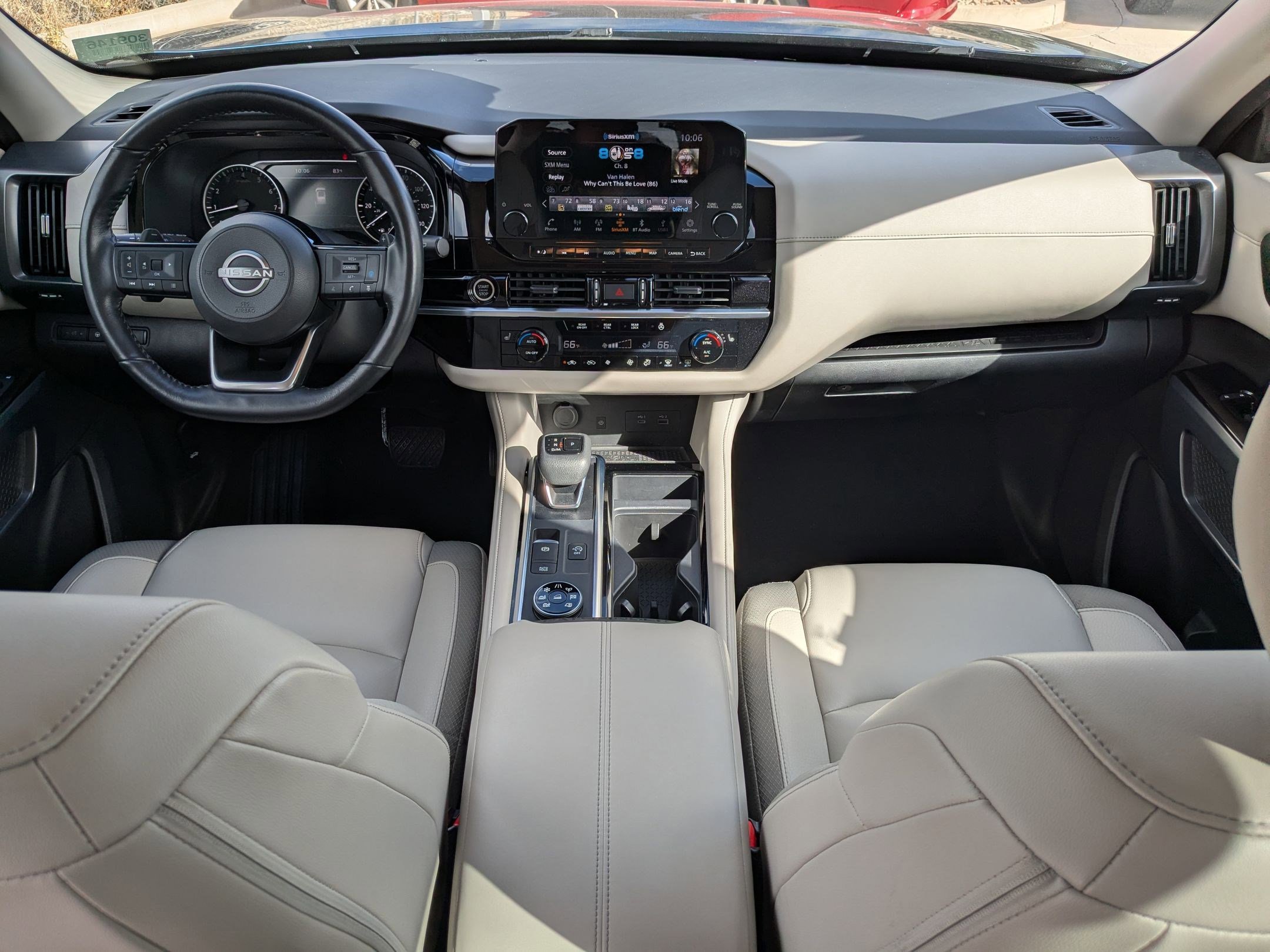 2023 Nissan Pathfinder SL photo 17
