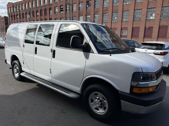 2023 Chevrolet Express 2500 Work Van Cargo photo 3