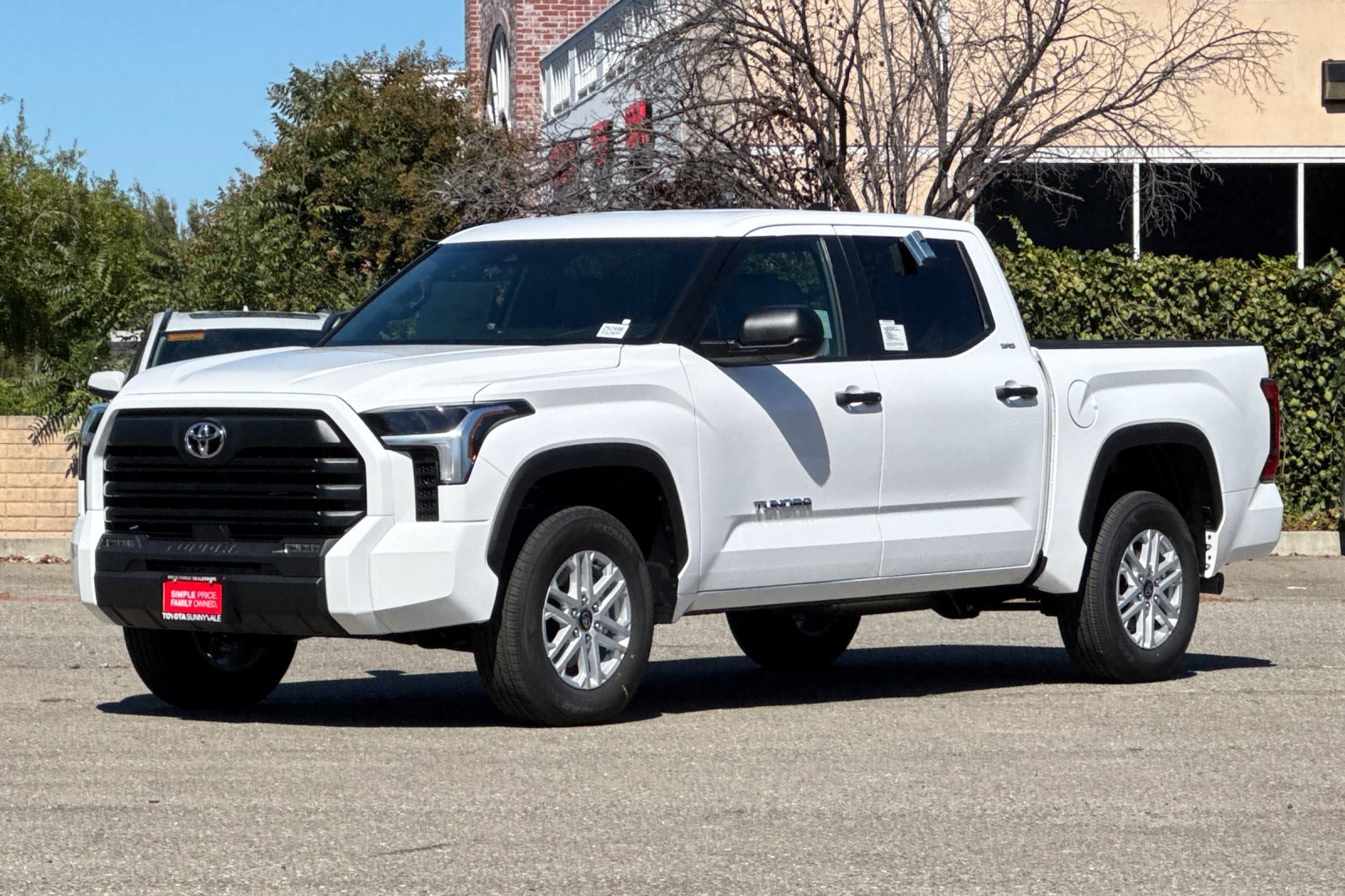 2025 Toyota Tundra SR5 CrewMax photo 2